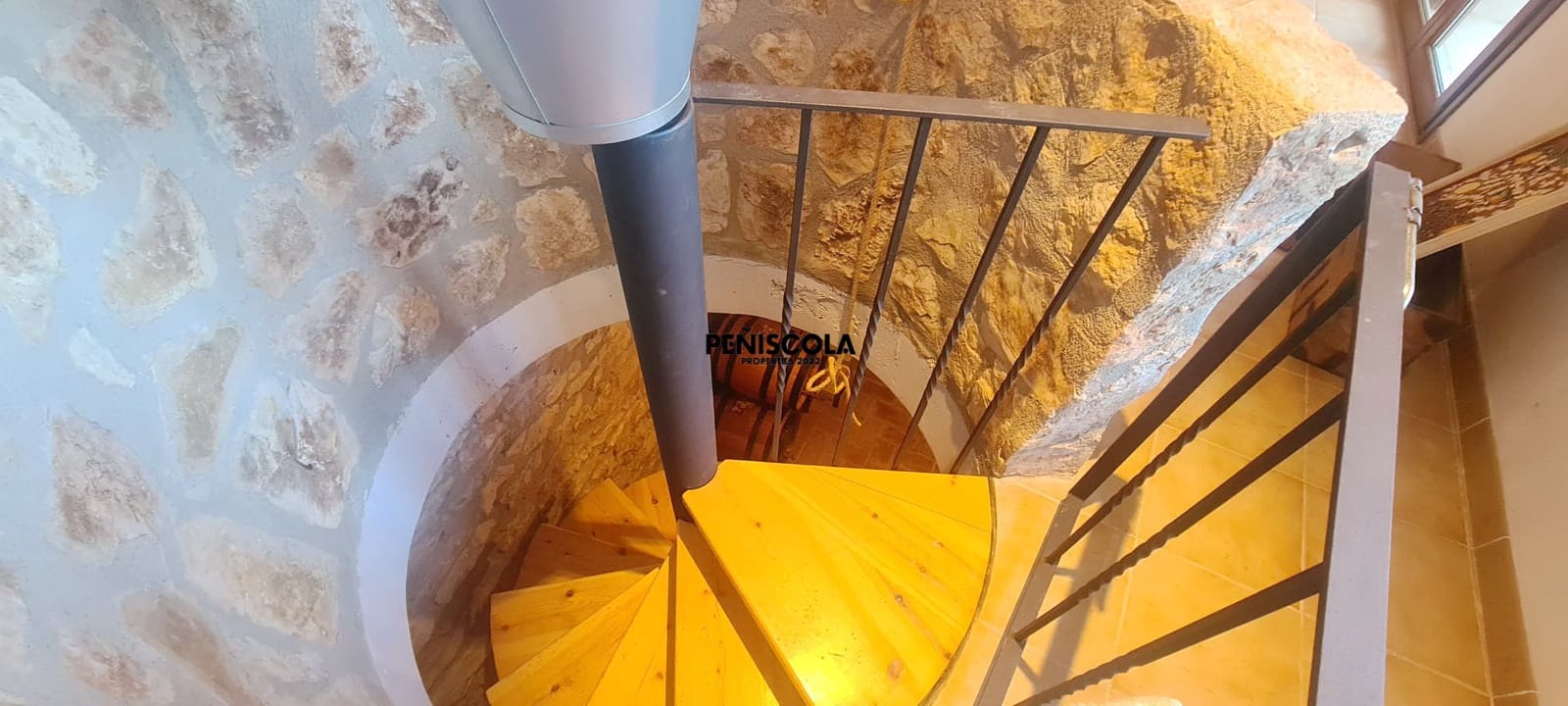 5 soveværelse Byhus til salg i Cervera del Maestre / Cervera del Maestrat med garage - € 395.000 (Ref: 9221550)