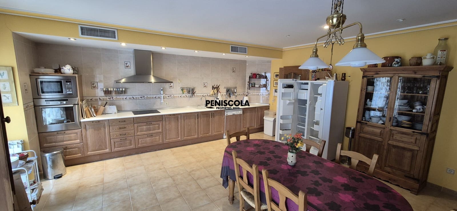 5 soveværelse Byhus til salg i Cervera del Maestre / Cervera del Maestrat med garage - € 395.000 (Ref: 9221550)