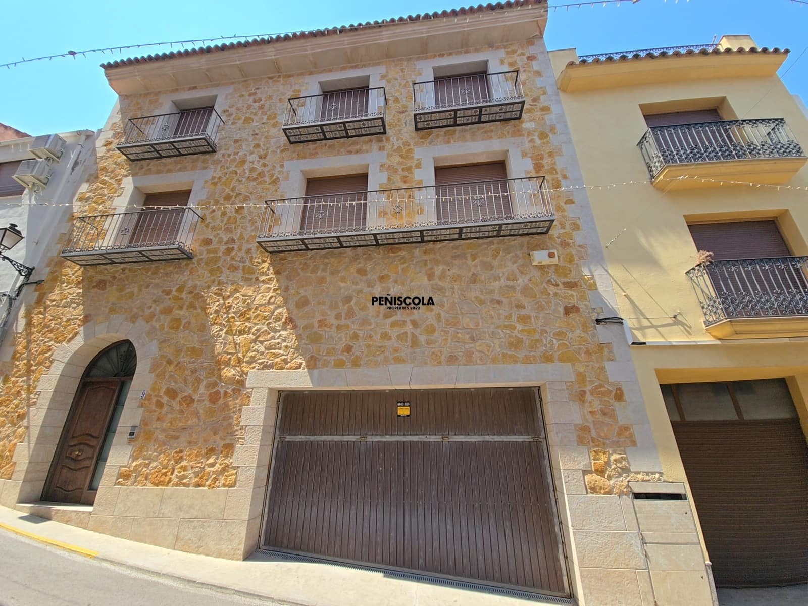5 soveværelse Byhus til salg i Cervera del Maestre / Cervera del Maestrat med garage - € 395.000 (Ref: 9221550)