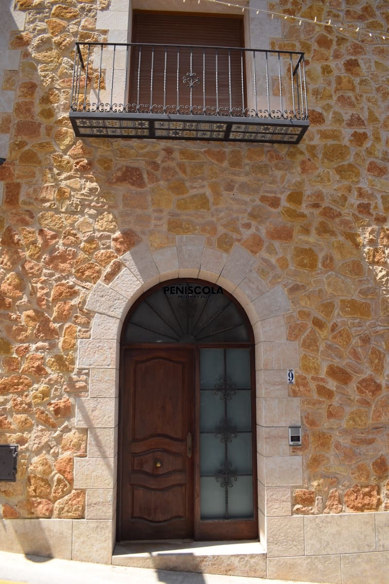 5 soveværelse Byhus til salg i Cervera del Maestre / Cervera del Maestrat med garage - € 395.000 (Ref: 9221550)