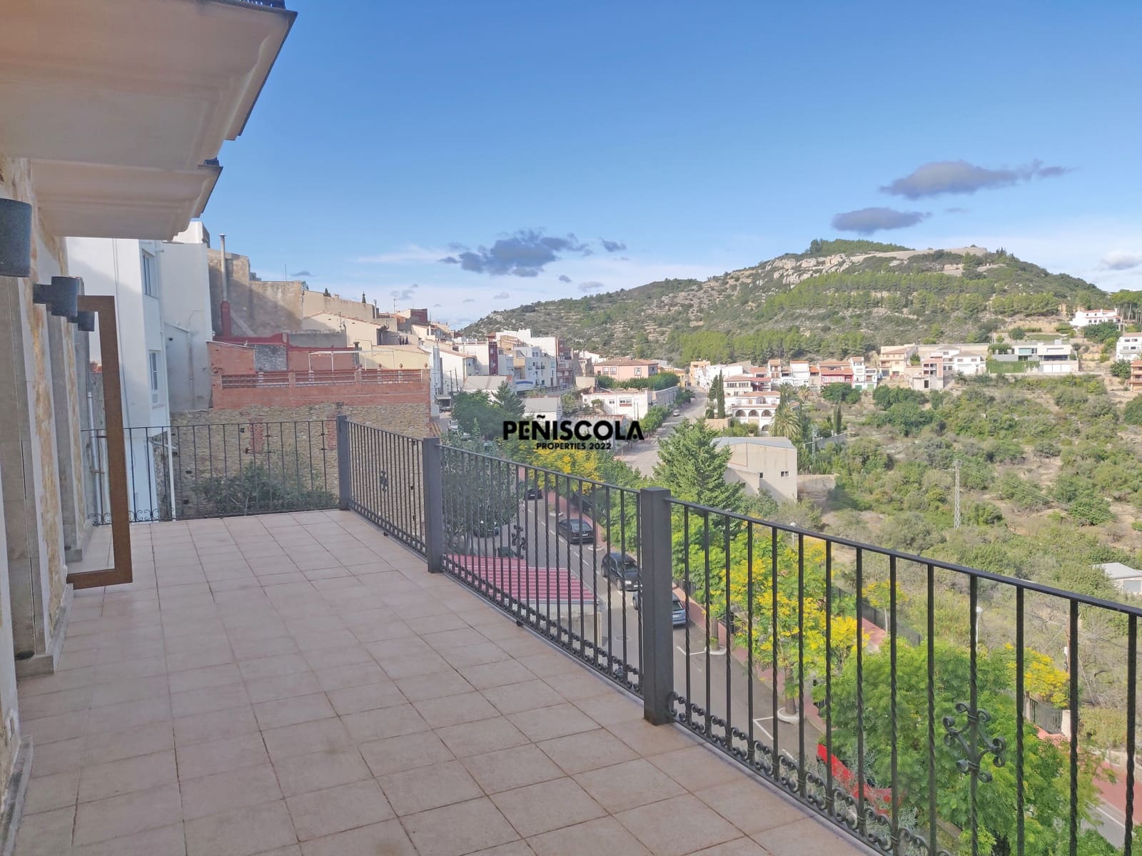 5 soveværelse Byhus til salg i Cervera del Maestre / Cervera del Maestrat med garage - € 395.000 (Ref: 9221550)