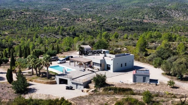 3 sovrum Villa till salu i Cervera del Maestre / Cervera del Maestrat med pool garage - 665 000 € (Ref: 9263354)