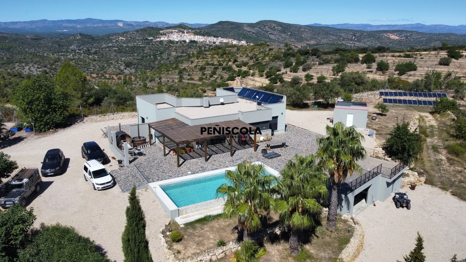 3 soveværelse Villa til salg i Cervera del Maestre / Cervera del Maestrat med swimmingpool garage - € 665.000 (Ref: 9263354)