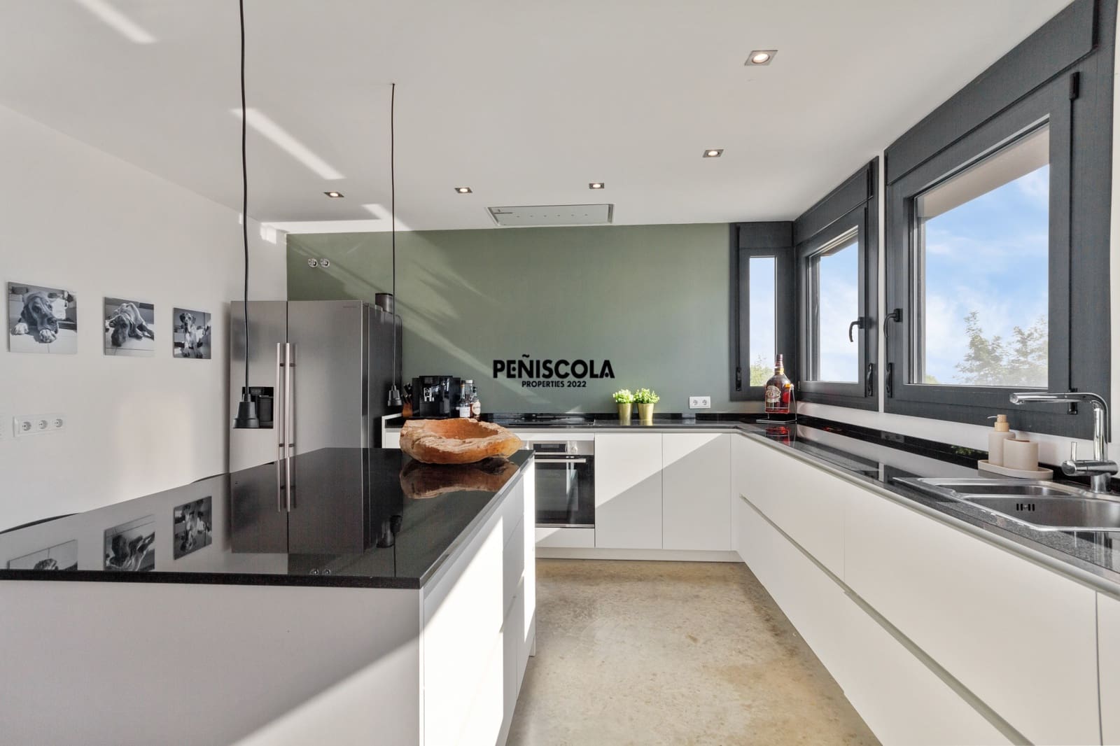 3 soveværelse Villa til salg i Cervera del Maestre / Cervera del Maestrat med swimmingpool garage - € 665.000 (Ref: 9263354)