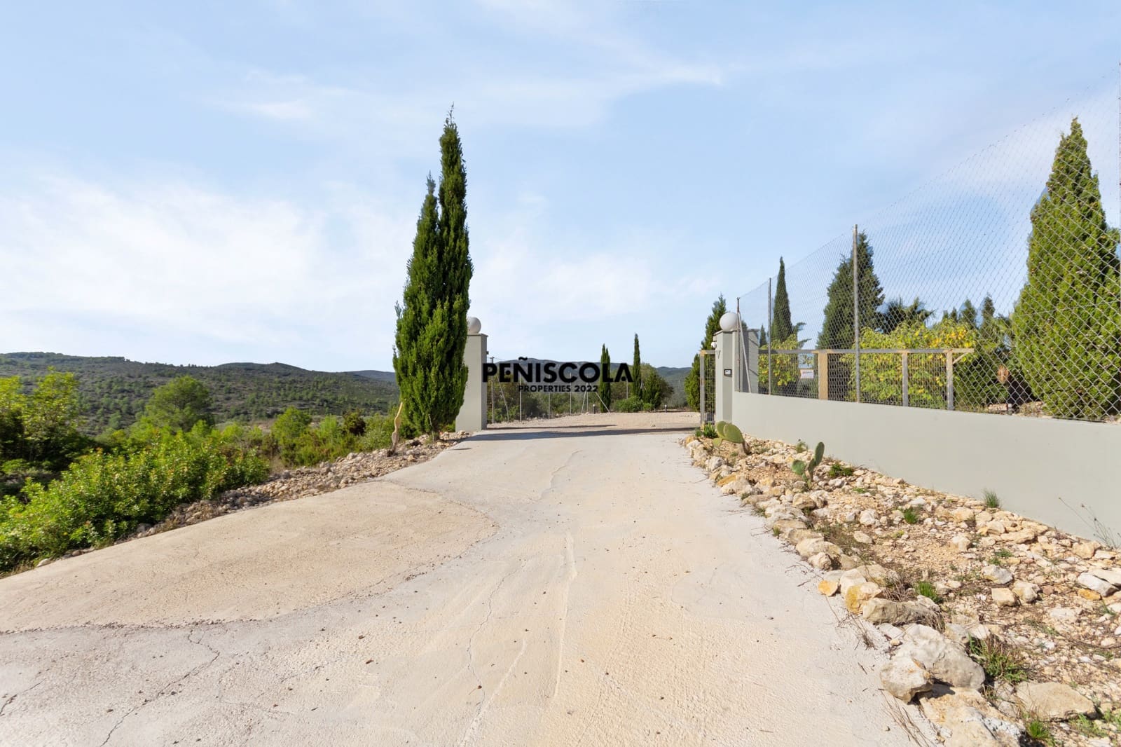 3 soveværelse Villa til salg i Cervera del Maestre / Cervera del Maestrat med swimmingpool garage - € 665.000 (Ref: 9263354)