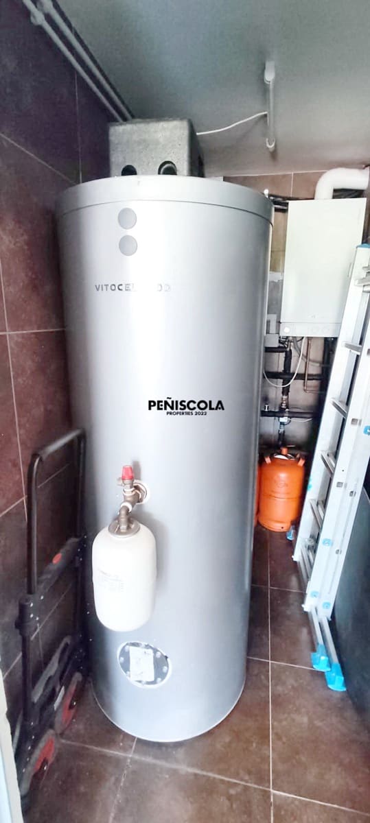 Chalet de 2 habitaciones en Cervera del Maestre / Cervera del Maestrat en venta con piscina garaje - 545.000 € (Ref: 9444012)