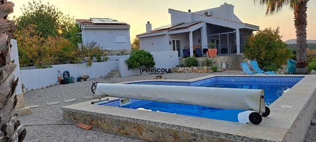 2 slaapkamer Villa te koop in Cervera del Maestre / Cervera del Maestrat met zwembad garage - € 545.000 (Ref: 9444012)