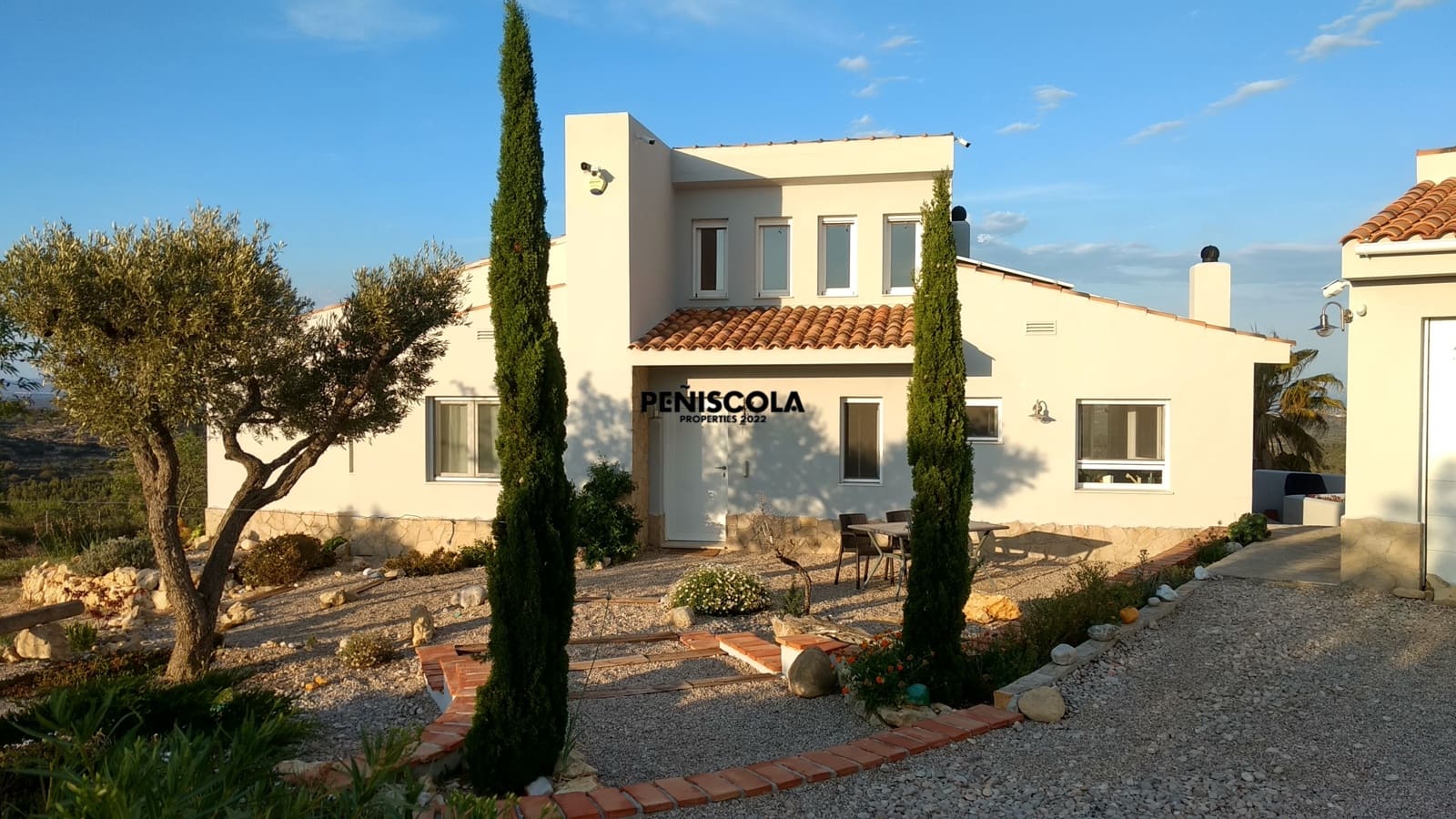 2 bedroom Villa for sale in Cervera del Maestre / Cervera del Maestrat with pool garage - € 545,000 (Ref: 9444012)