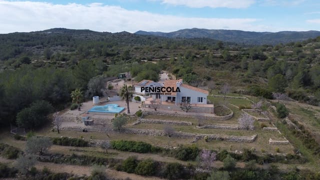 2 sypialnia Willa na sprzedaż w Cervera del Maestre / Cervera del Maestrat z basenem garażem - 545 000 € (Ref: 9444012)