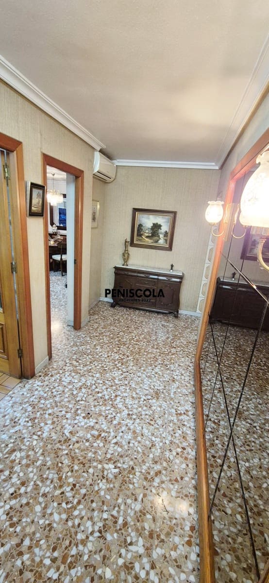 5 bedroom Apartment for sale in Vinaros - € 180,000 (Ref: 9462899)