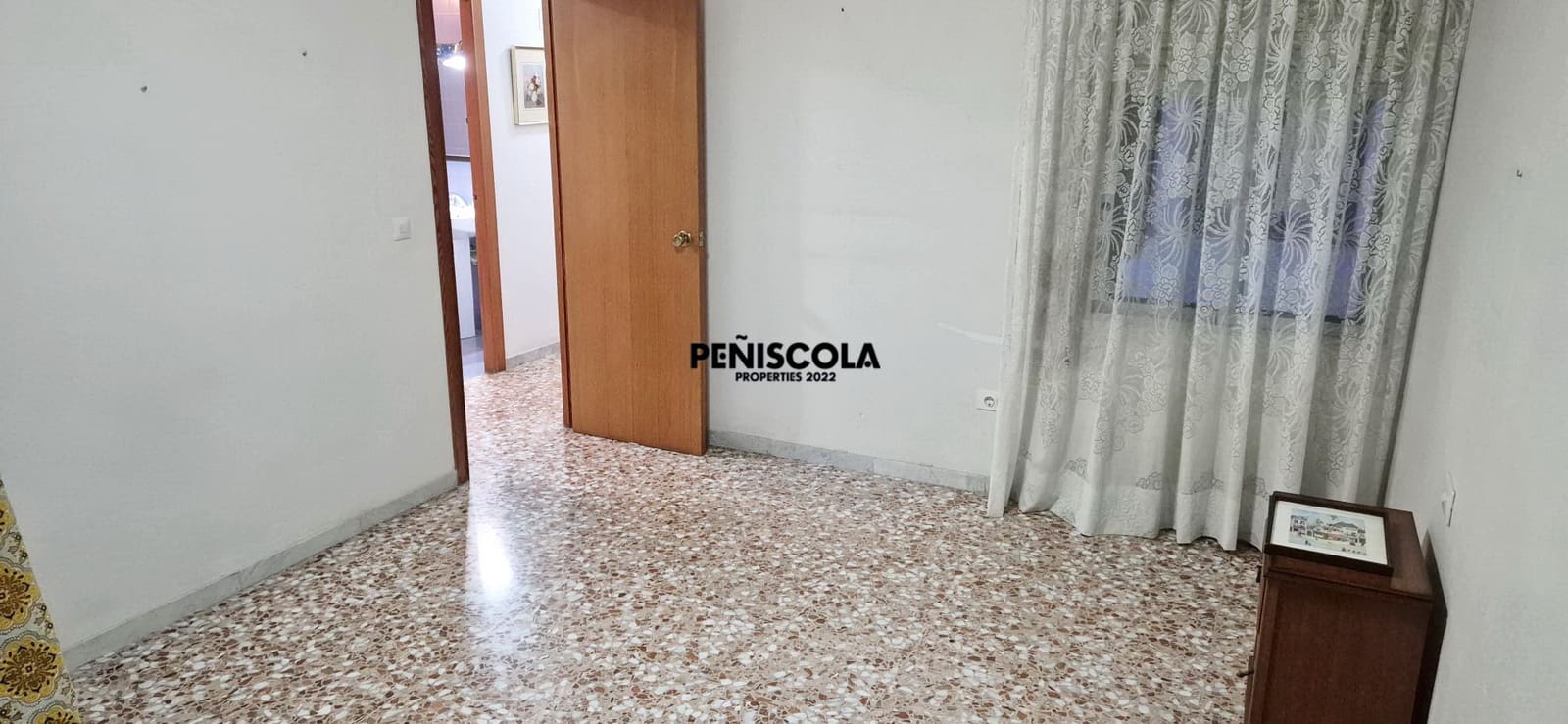 5 bedroom Apartment for sale in Vinaros - € 180,000 (Ref: 9462899)