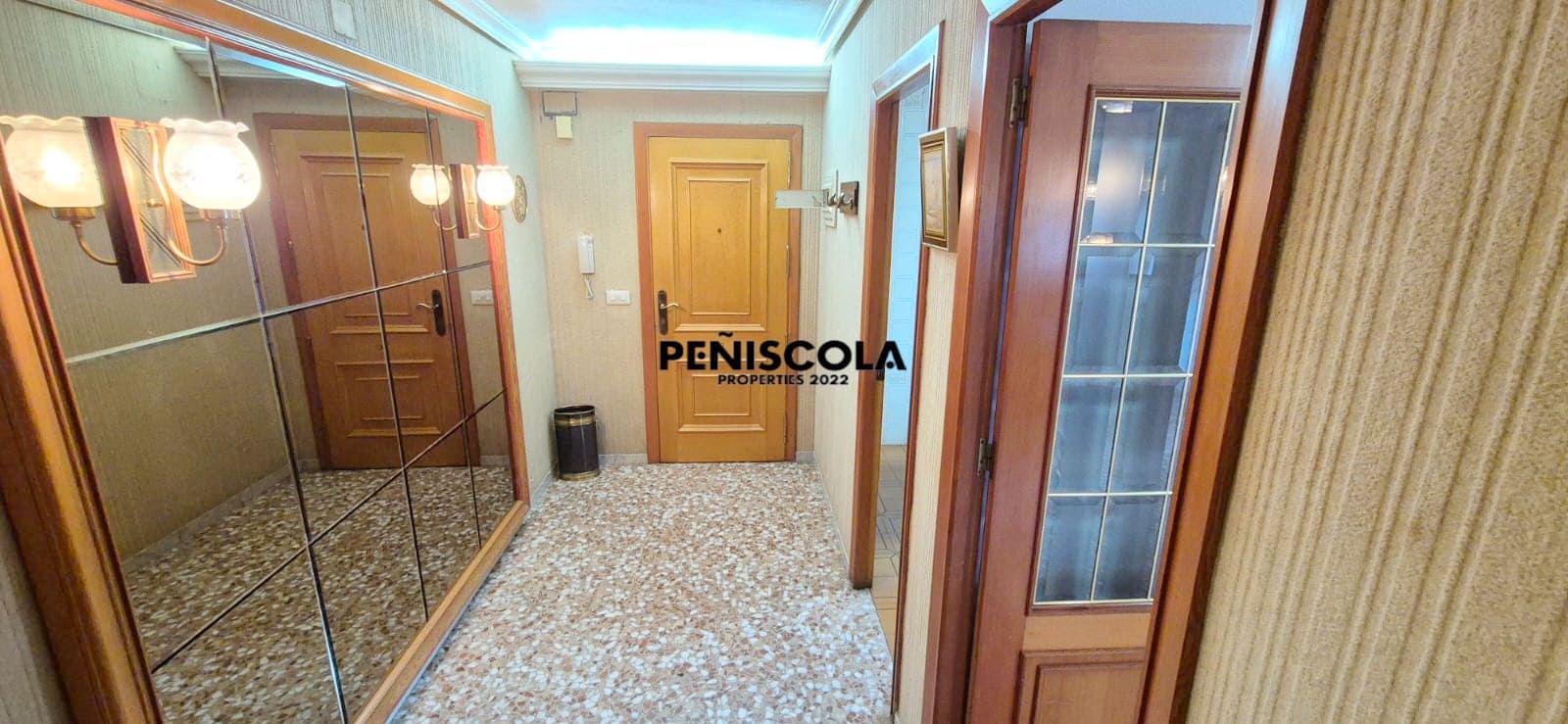 5 bedroom Apartment for sale in Vinaros - € 180,000 (Ref: 9462899)