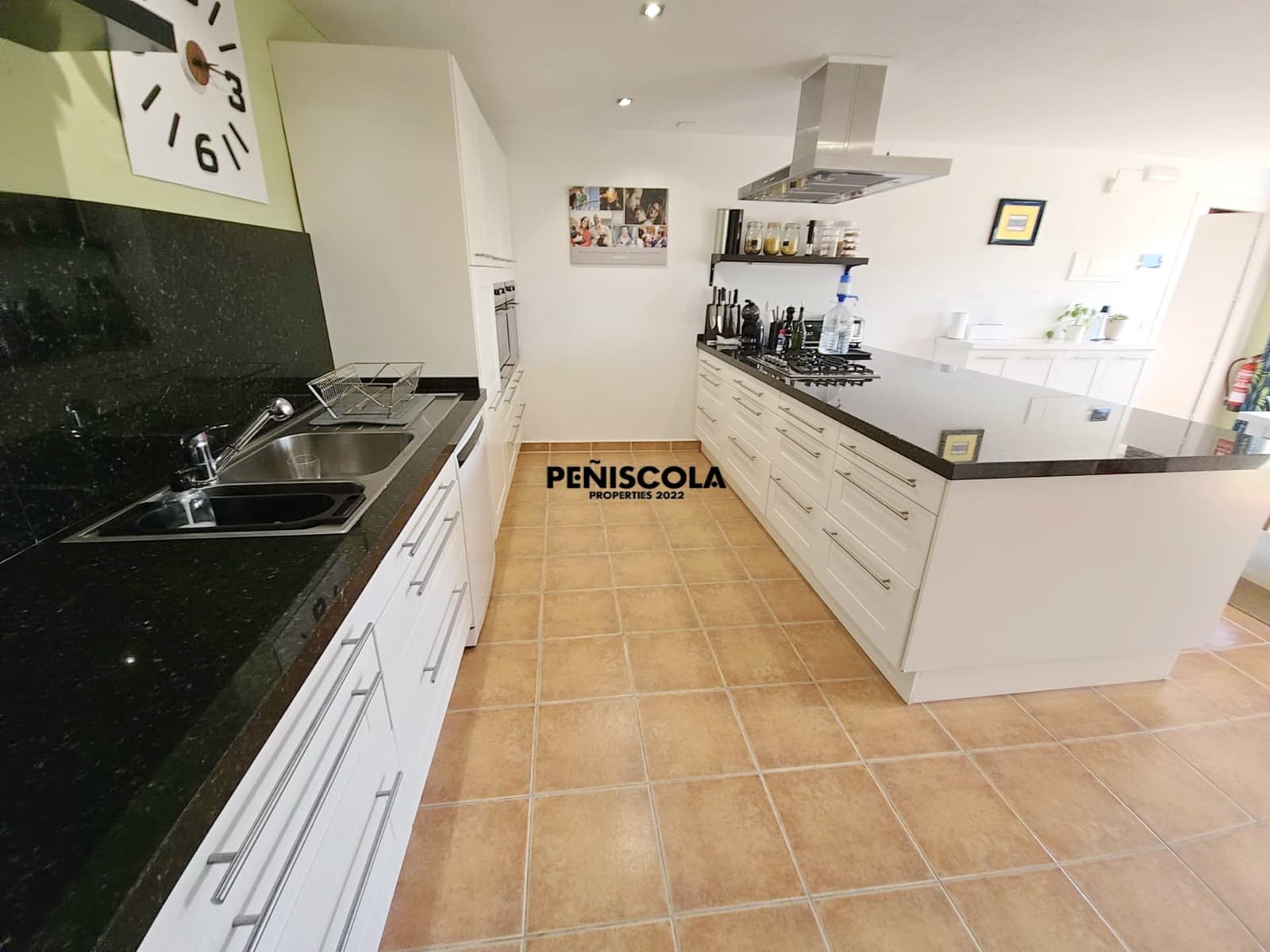 9 camera da letto Affittacamere/B & B in vendita in Calig con piscina garage - 755.000 € (Rif: 9534590)