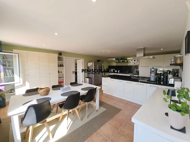 9 sovrum Gästhus/B & B till salu i Càlig med pool garage - 755 000 € (Ref: 9534590)