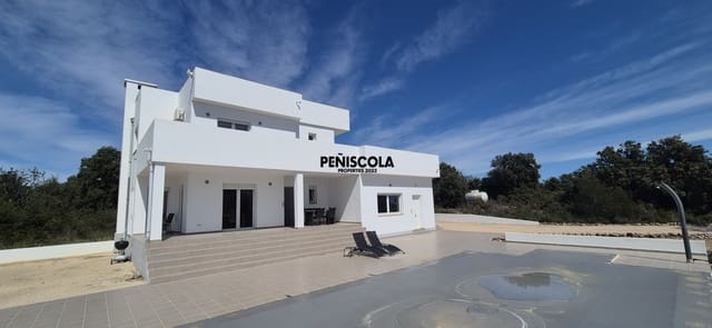 3 sypialnia Willa na sprzedaż w Cervera del Maestre / Cervera del Maestrat z basenem - 495 000 € (Ref: 9753455)