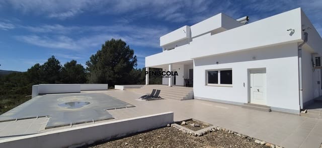 3 sypialnia Willa na sprzedaż w Cervera del Maestre / Cervera del Maestrat z basenem - 495 000 € (Ref: 9753455)