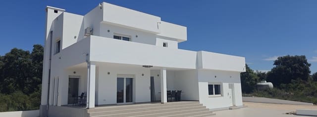 3 sypialnia Willa na sprzedaż w Cervera del Maestre / Cervera del Maestrat z basenem - 495 000 € (Ref: 9753455)