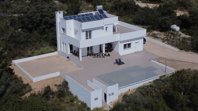 3 sypialnia Willa na sprzedaż w Cervera del Maestre / Cervera del Maestrat z basenem - 495 000 € (Ref: 9753455)