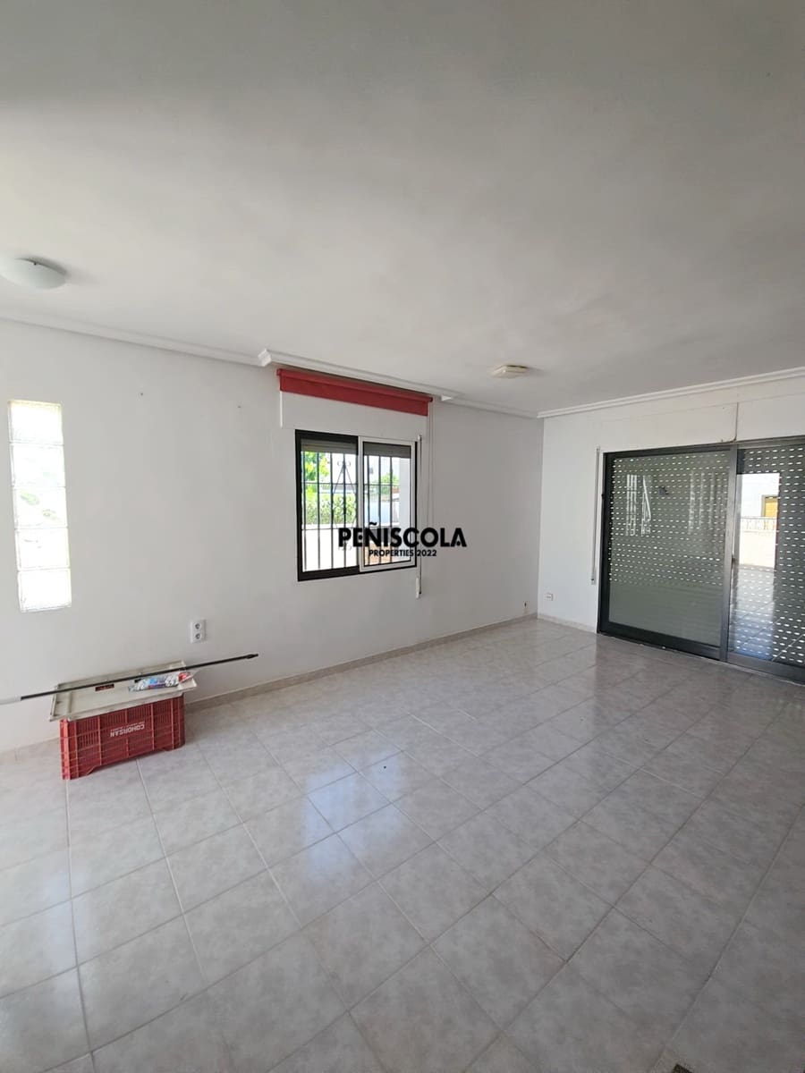 3 bedroom Villa for sale in Vinaros with garage - € 240,000 (Ref: 9839747)