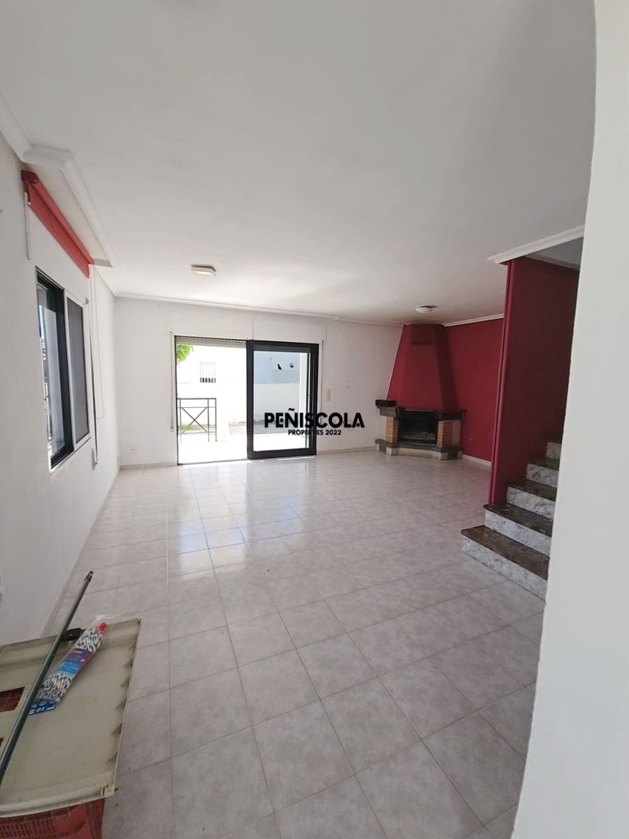 3 bedroom Villa for sale in Vinaros with garage - € 240,000 (Ref: 9839747)