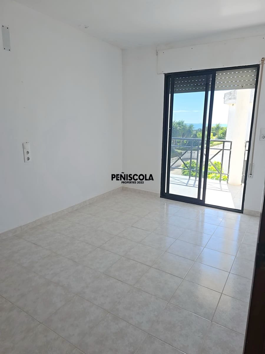 3 bedroom Villa for sale in Vinaros with garage - € 240,000 (Ref: 9839747)