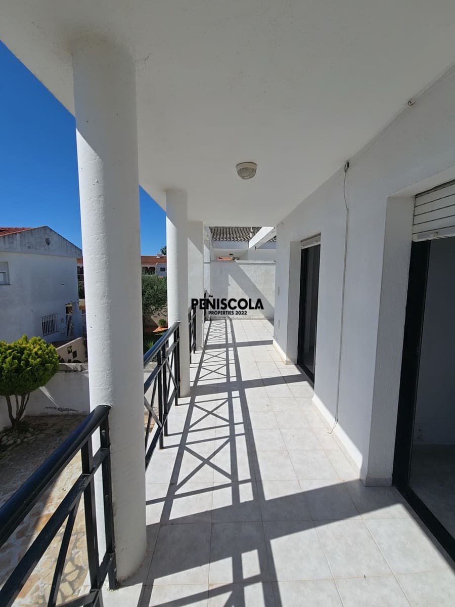 3 bedroom Villa for sale in Vinaros with garage - € 240,000 (Ref: 9839747)