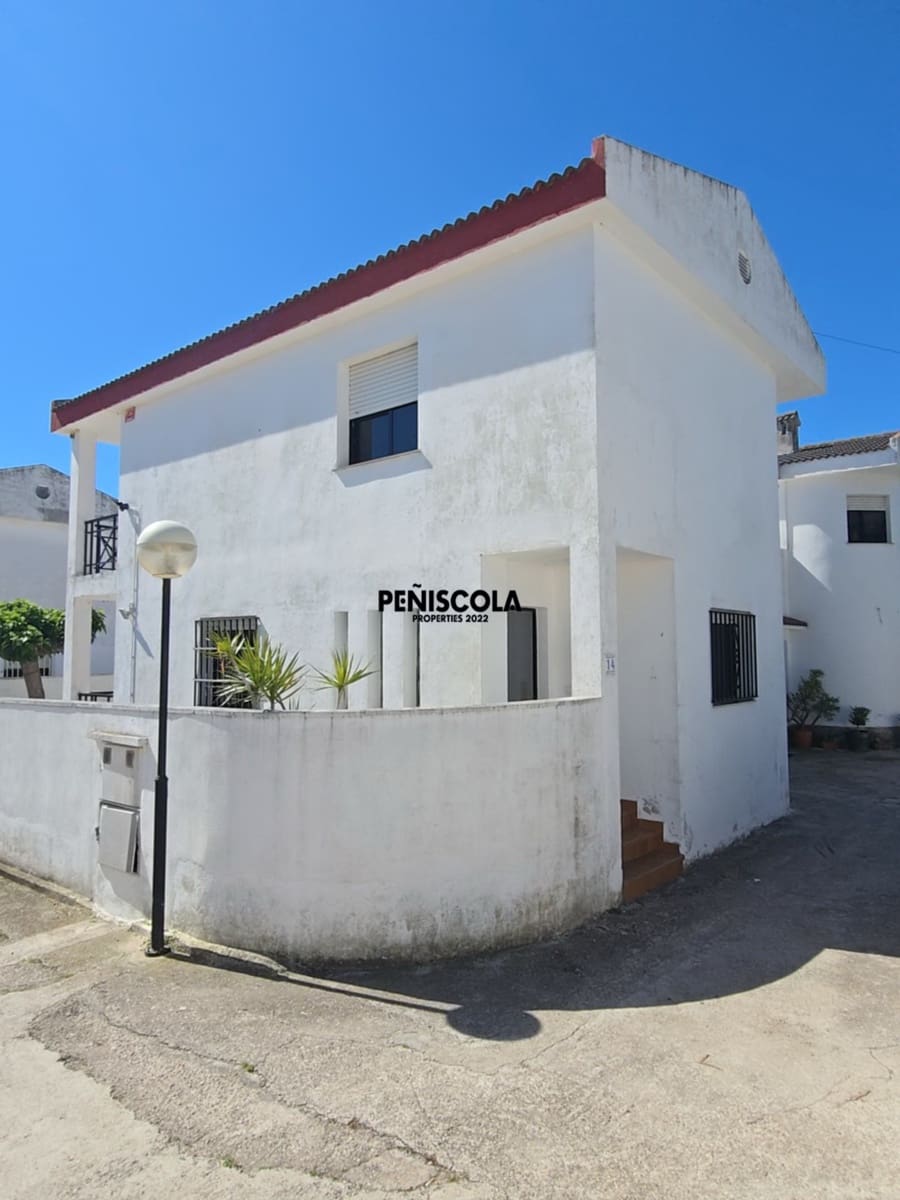 3 bedroom Villa for sale in Vinaros with garage - € 240,000 (Ref: 9839747)