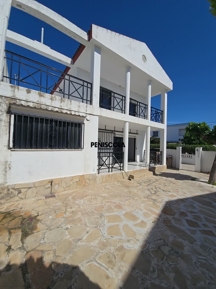 3 bedroom Villa for sale in Vinaros with garage - € 240,000 (Ref: 9839747)