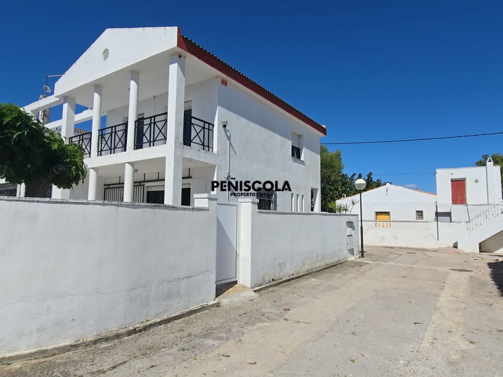 3 bedroom Villa for sale in Vinaros with garage - € 240,000 (Ref: 9839747)