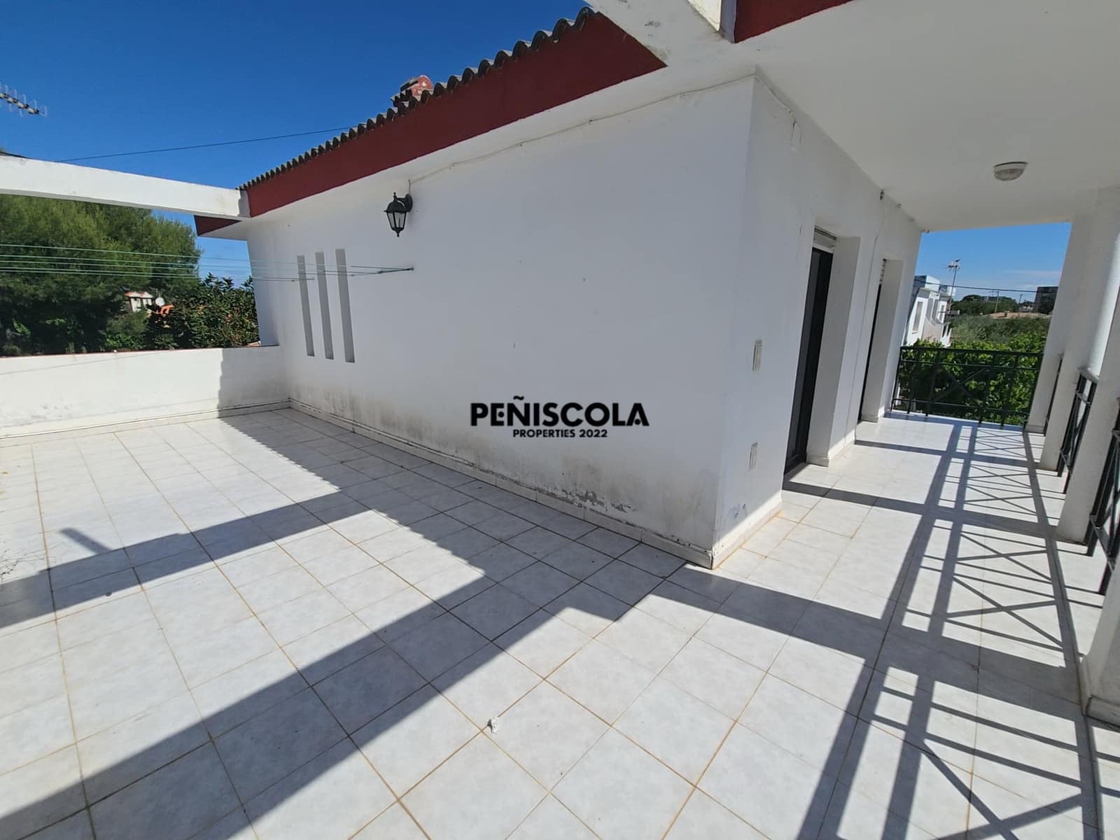 3 bedroom Villa for sale in Vinaros with garage - € 240,000 (Ref: 9839747)