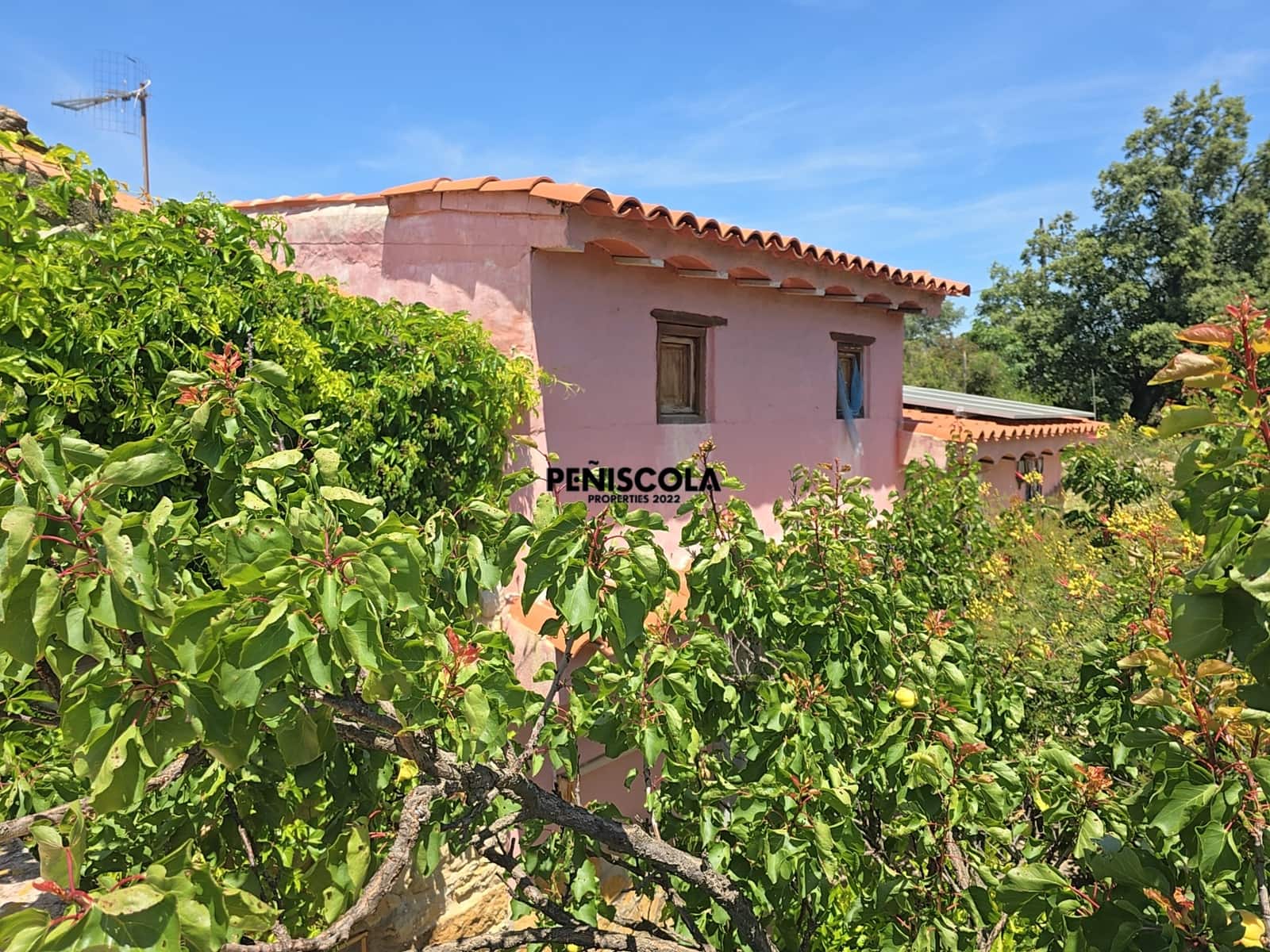 3 bedroom Finca/Country House for sale in La Torre d'En Besora - € 195,000 (Ref: 9882537)