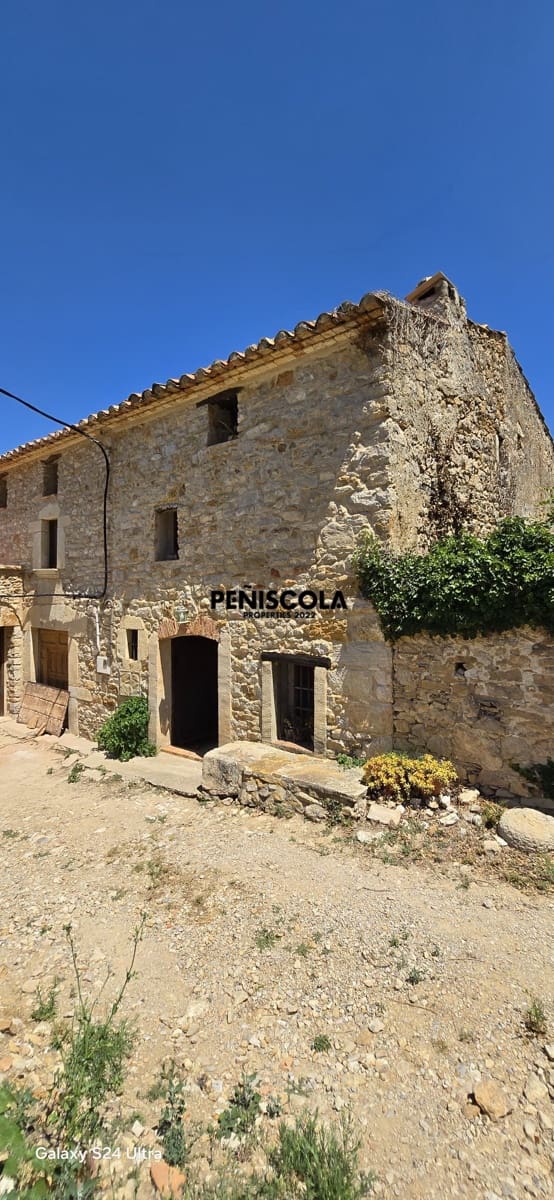 3 bedroom Finca/Country House for sale in Sierra Engarceran with garage - € 75,000 (Ref: 9936754)