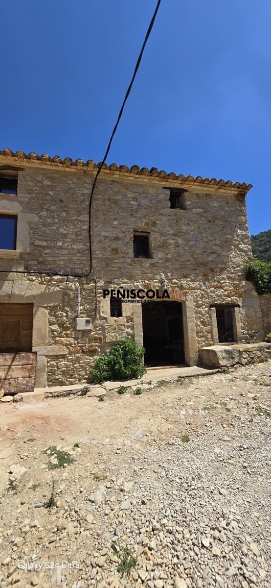 3 bedroom Finca/Country House for sale in Sierra Engarceran with garage - € 75,000 (Ref: 9936754)
