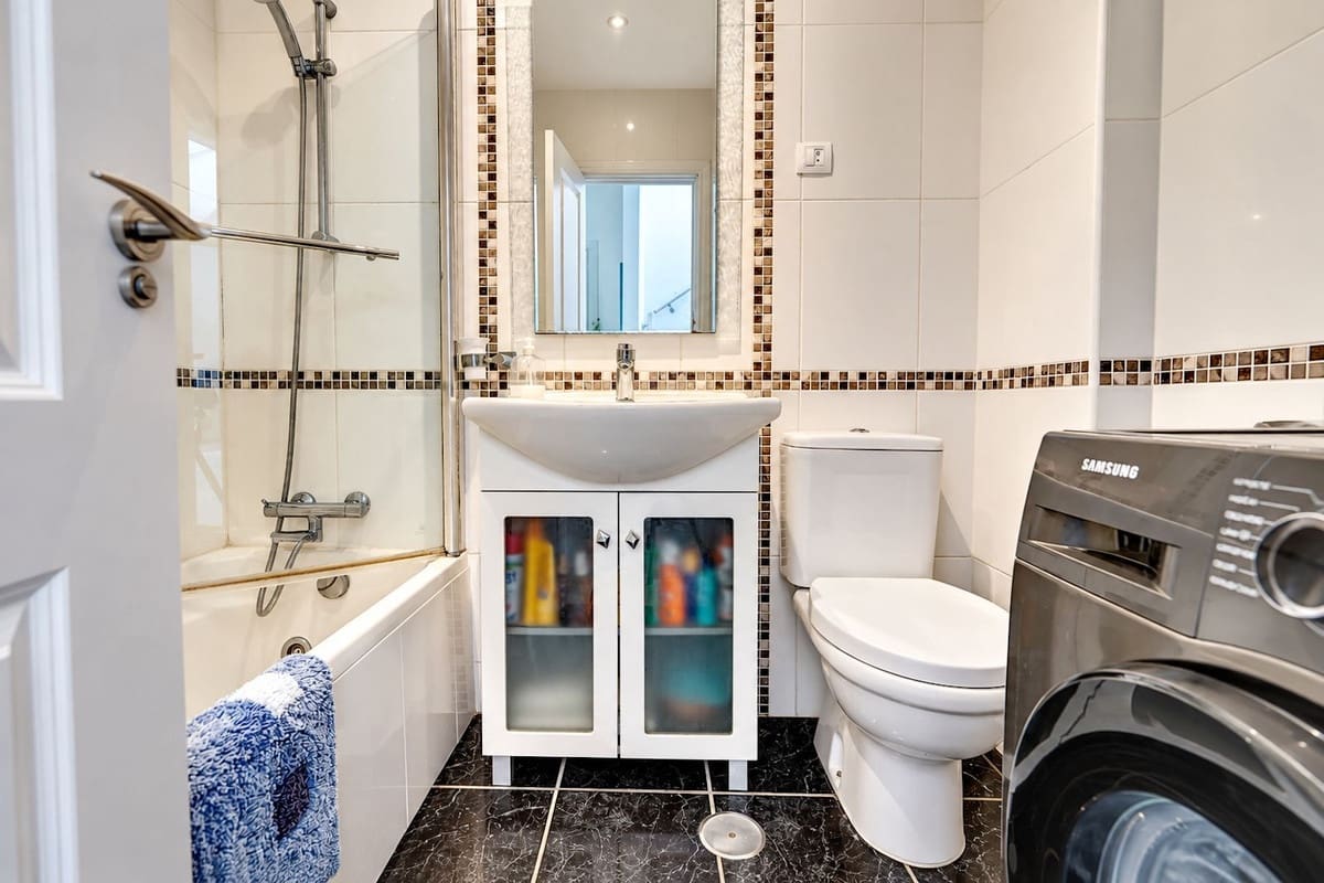 Casa de 2 habitaciones en Calahonda en venta con piscina garaje - 775.000 € (Ref: 10130181)