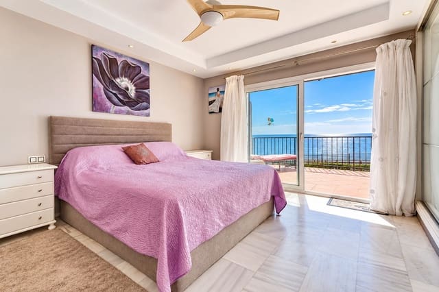 Casa de 2 habitaciones en Calahonda, Mijas en venta con piscina garaje - 775.000 € (Ref: 10130181)