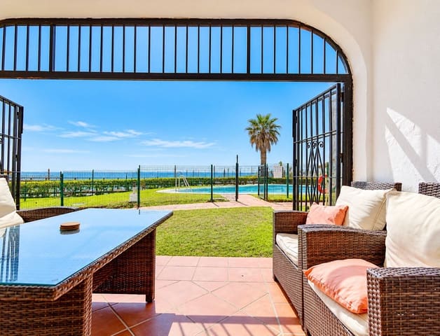 Casa de 2 habitaciones en Calahonda, Mijas en venta con piscina garaje - 775.000 € (Ref: 10130181)