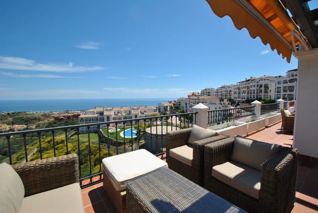 Ático de 2 habitaciones en Calahonda, Mijas en alquiler vacacional con piscina garaje - 925 € (Ref: 5301307)