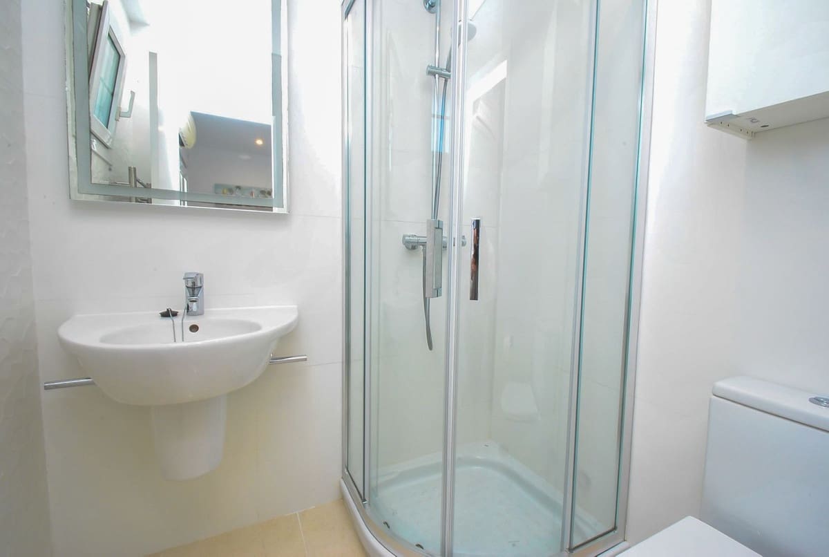 5 soverom Villa til salgs i La Cala de Mijas med svømmebasseng garasje - € 1 995 000 (Ref: 8147913)