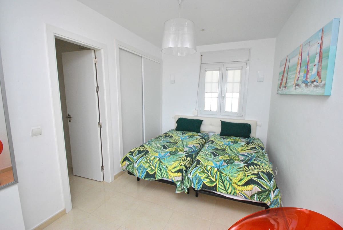 5 soverom Villa til salgs i La Cala de Mijas med svømmebasseng garasje - € 1 995 000 (Ref: 8147913)