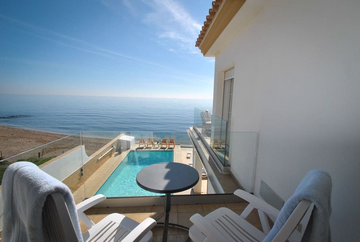 5 soverom Villa til salgs i La Cala de Mijas med svømmebasseng garasje - € 1 995 000 (Ref: 8147913)