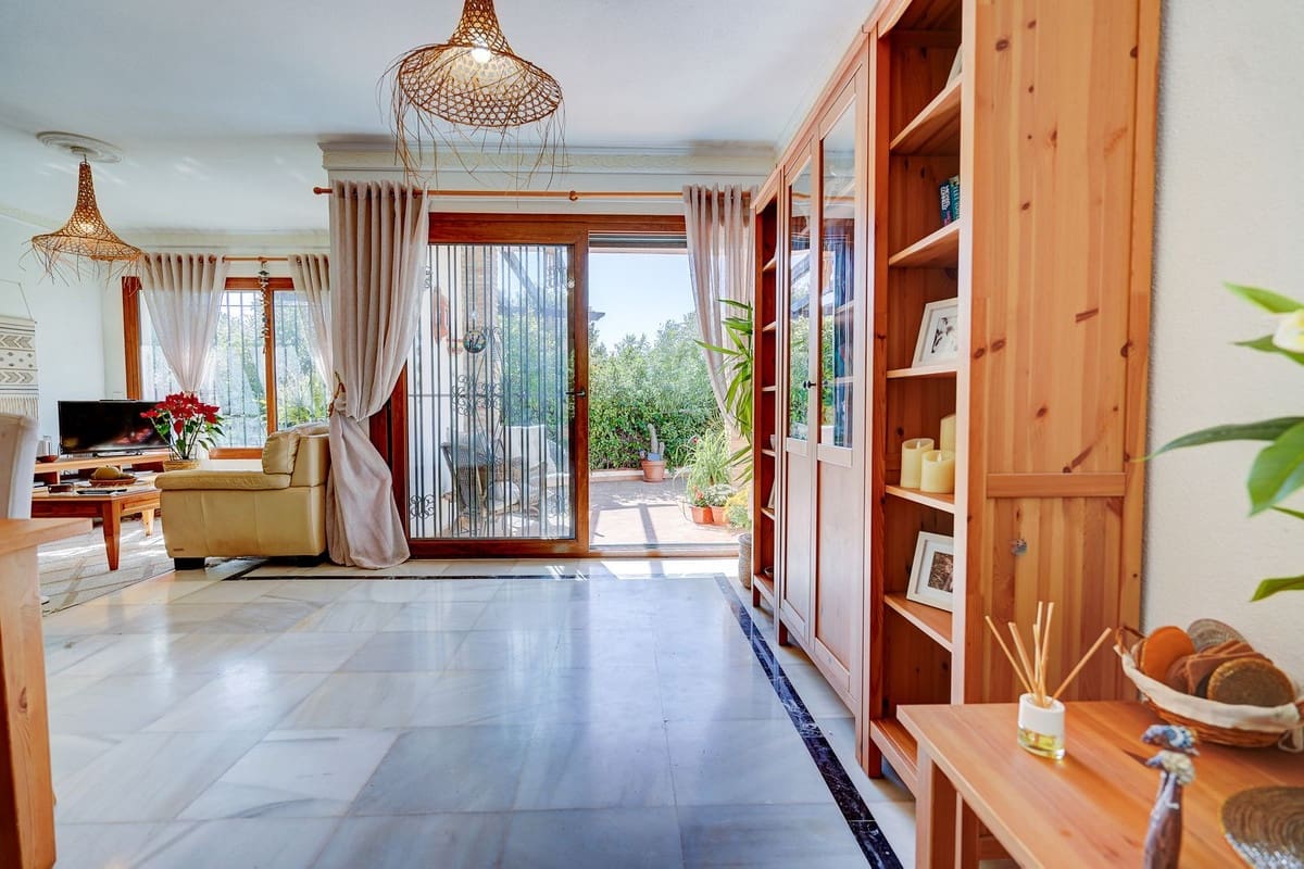 4 camera da letto Villa in vendita in Calahonda con piscina garage - 675.000 € (Rif: 8925315)