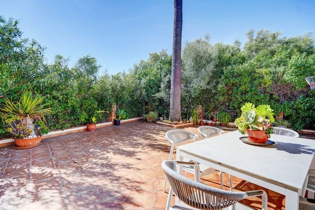 4 slaapkamer Villa te koop in Calahonda, Mijas met zwembad garage - € 675.000 (Ref: 8925315)