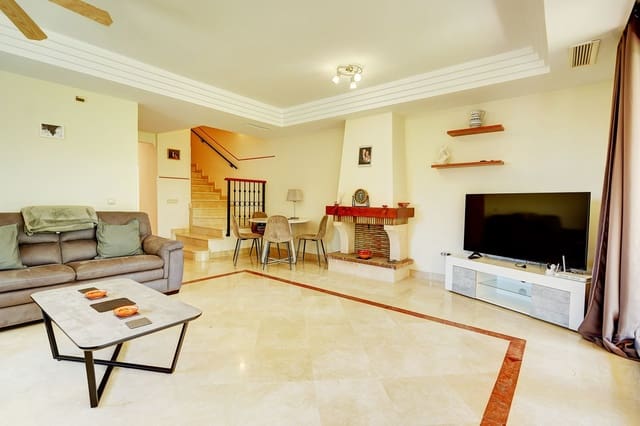 3 camera da letto Villetta Bifamiliare in vendita in Riviera del Sol, Mijas con piscina garage - 499.000 € (Rif: 8987279)