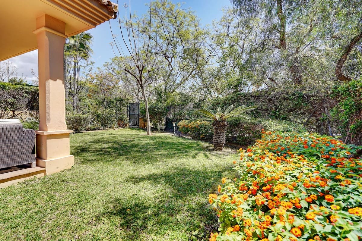 3 soverom Kjedet enebolig til salgs i Riviera del Sol med svømmebasseng garasje - € 499 000 (Ref: 8987279)