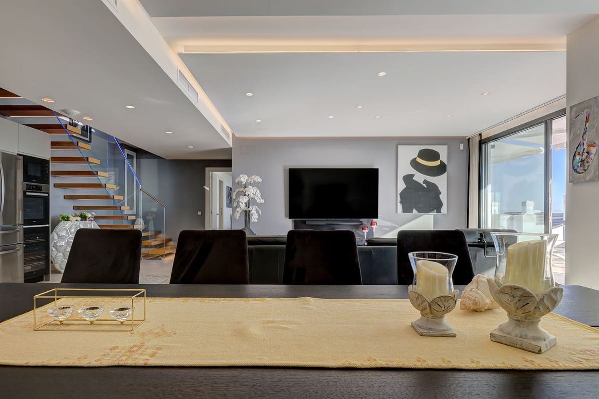 5 bedroom Apartment for sale in Mijas Costa with pool garage - € 3,300,000 (Ref: 9133462)