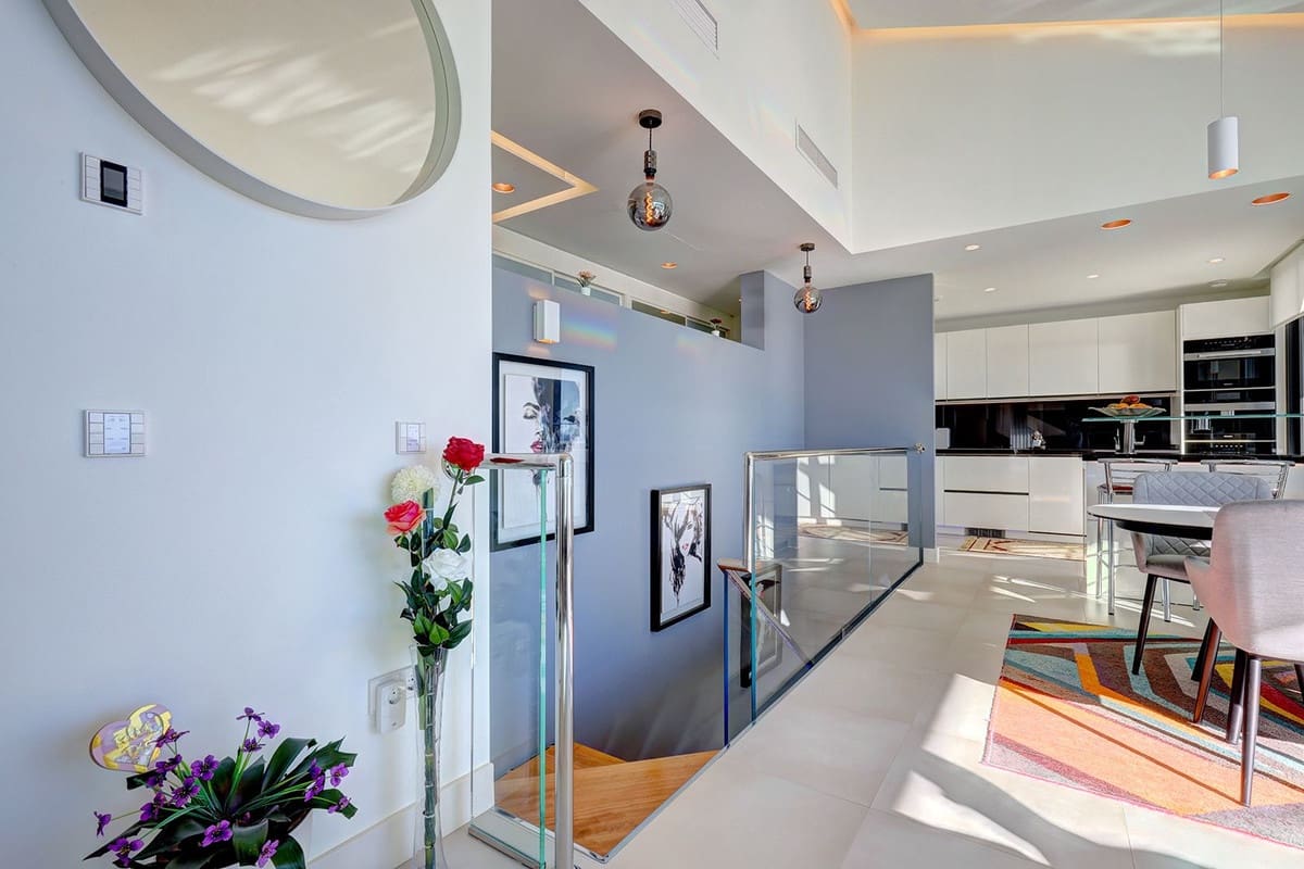 5 bedroom Apartment for sale in Mijas Costa with pool garage - € 3,300,000 (Ref: 9133462)