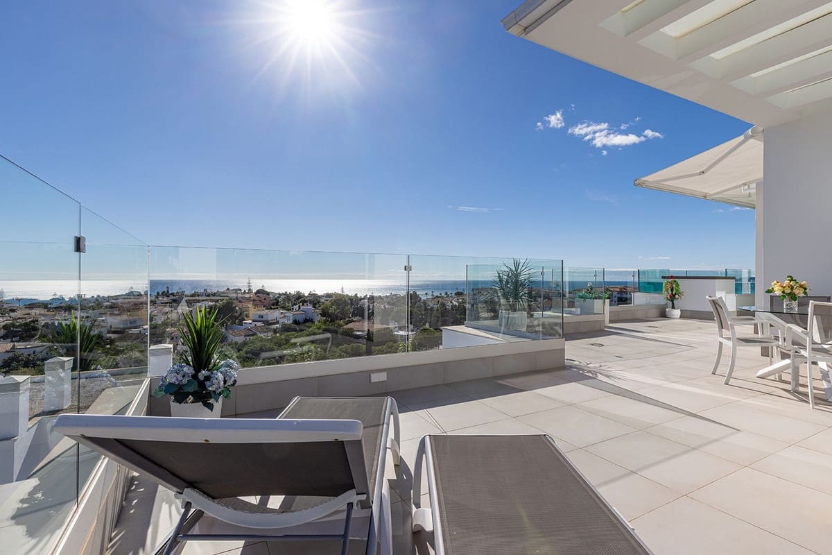 5 bedroom Apartment for sale in Mijas Costa with pool garage - € 3,300,000 (Ref: 9133462)