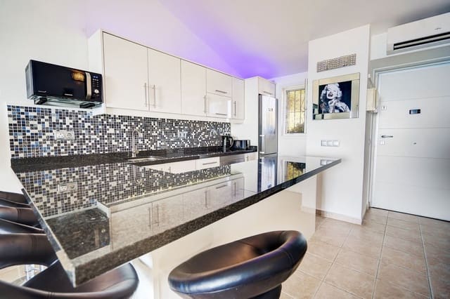 2 bedroom Penthouse for sale in Torrenueva, Mijas with pool garage - € 399,000 (Ref: 9176979)