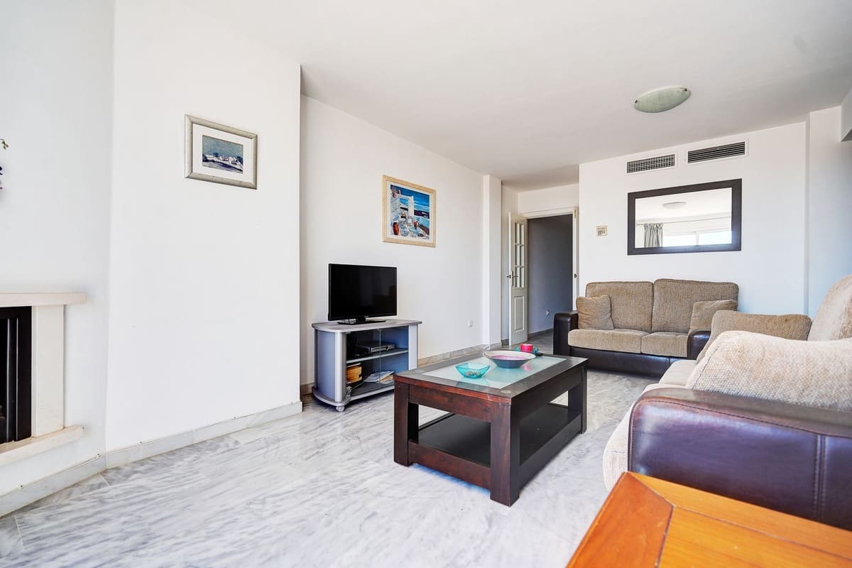 2 slaapkamer Penthouse te koop in Riviera del Sol met zwembad garage - € 249.950 (Ref: 9231231)