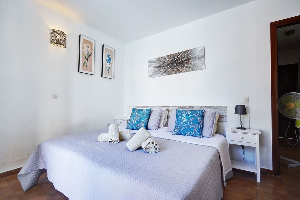 2 soverom Hus til salgs i Marbella med svømmebasseng garasje - € 325 000 (Ref: 9331780)